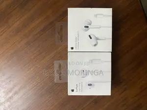 Earpods With Lightning Connector
