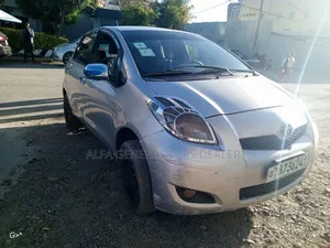 Toyota Yaris 2010
