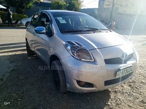 Toyota Yaris 2010