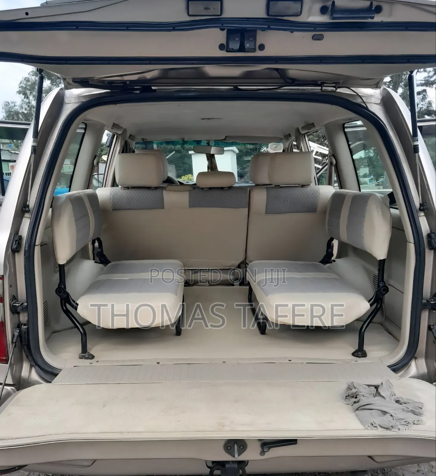 Toyota Land Cruiser 2005 Silver