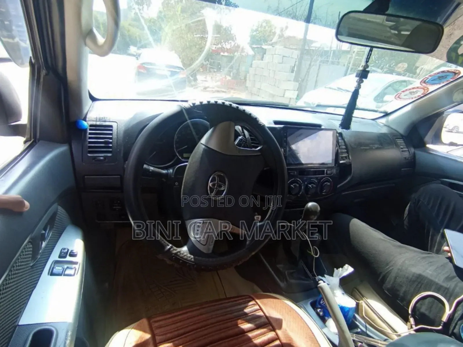 Toyota Hilux 2013 Silver