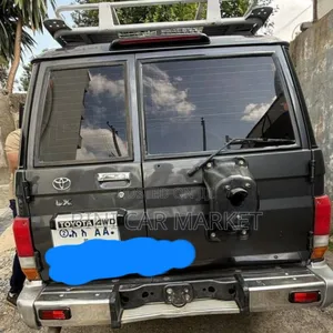 Toyota Land Cruiser 2014 Gray