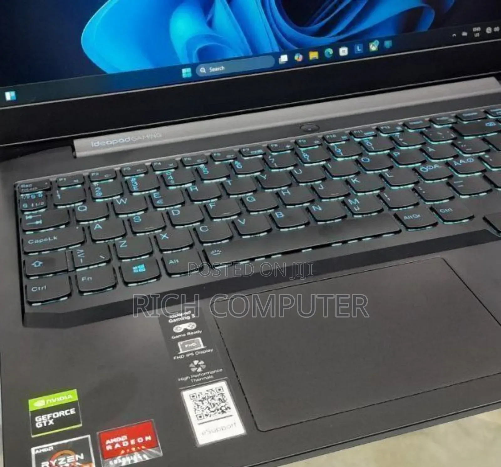 New Laptop Lenovo Ideapad 3 16GB AMD Ryzen 5 SSD 256GB