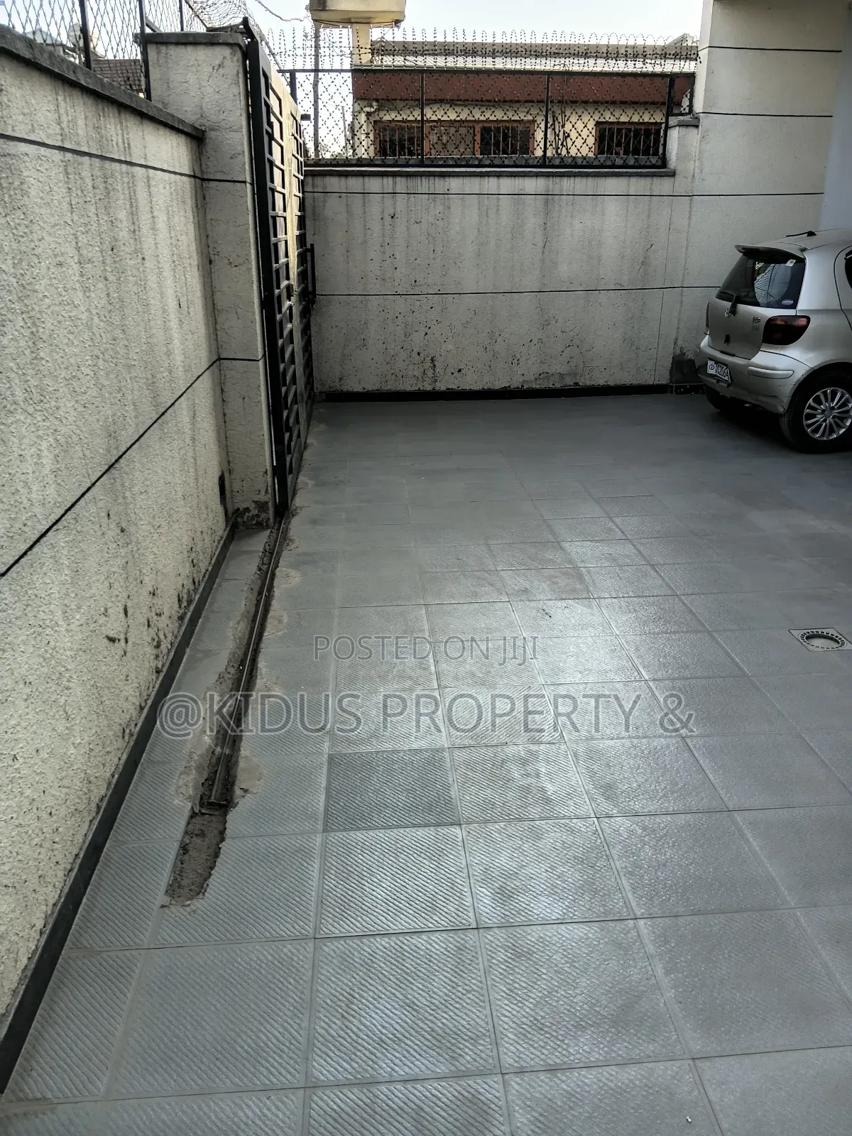 2bdrm Apartment in Nasswe Real State, Nifas Silk-Lafto for rent