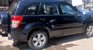 Suzuki Grand Vitara 2011 Gray