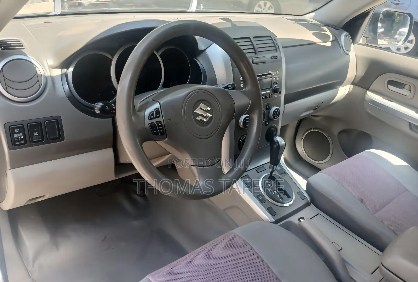 Suzuki Grand Vitara 2011 Gray