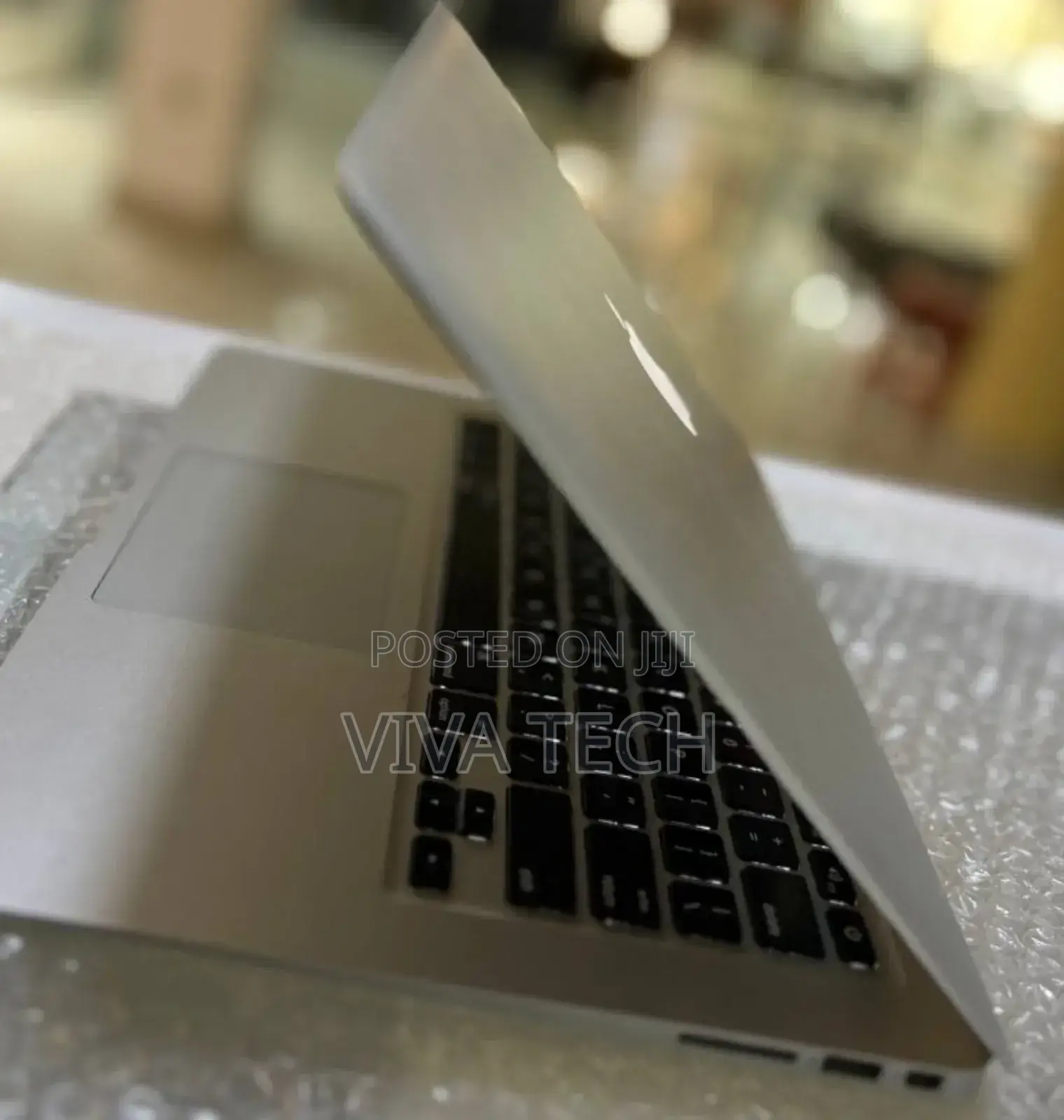 New Laptop Apple MacBook Air 2014 4GB Intel Core I5 SSD 256GB