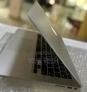 New Laptop Apple MacBook Air 2014 4GB Intel Core I5 SSD 256GB