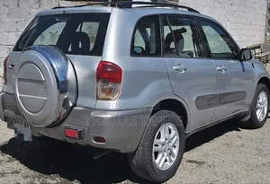 Toyota RAV4 Automatic 2003 Silver