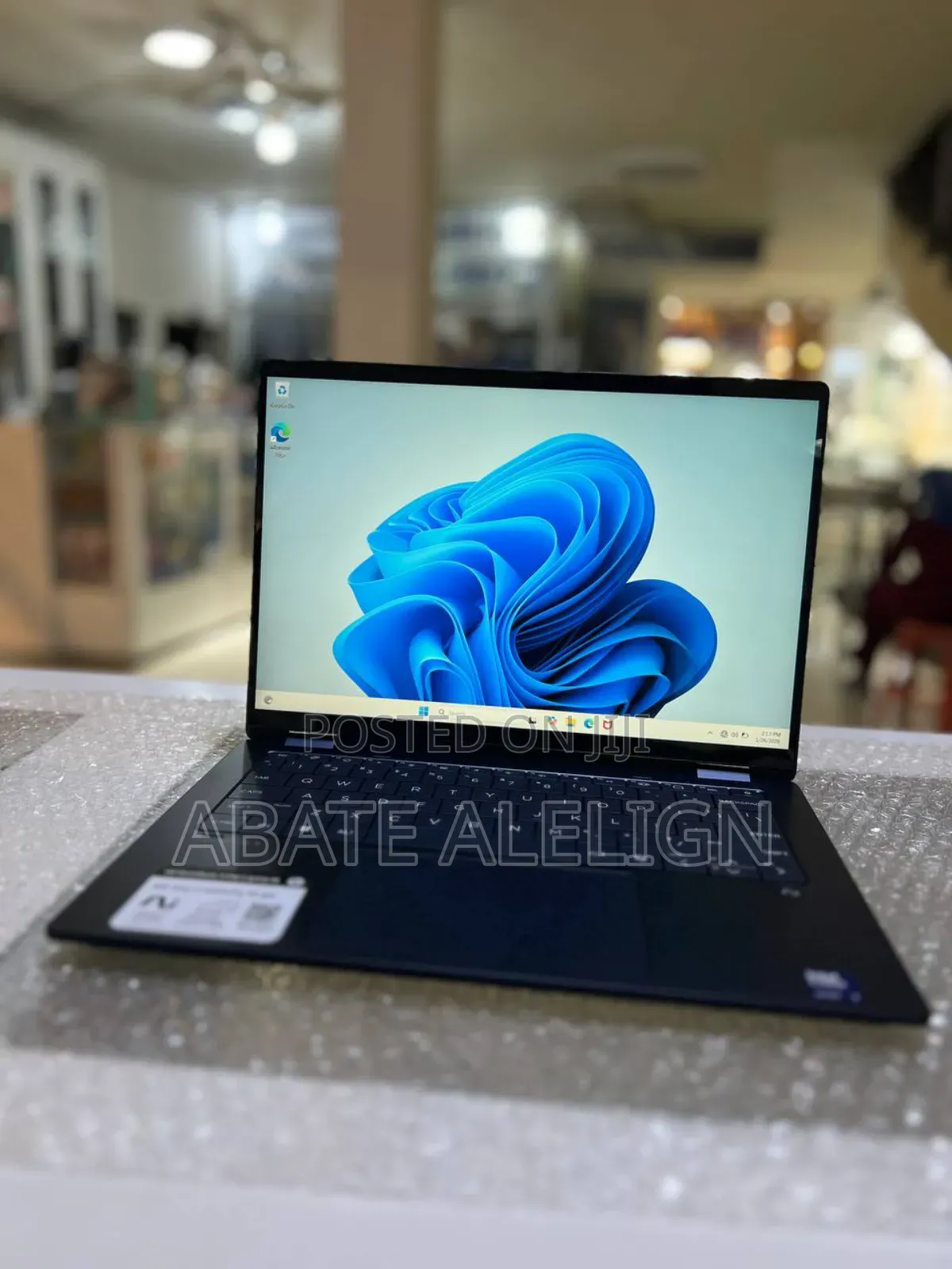 New Laptop HP OmniBook 5 14" 16GB Intel Core Ultra 7 SSD 1T