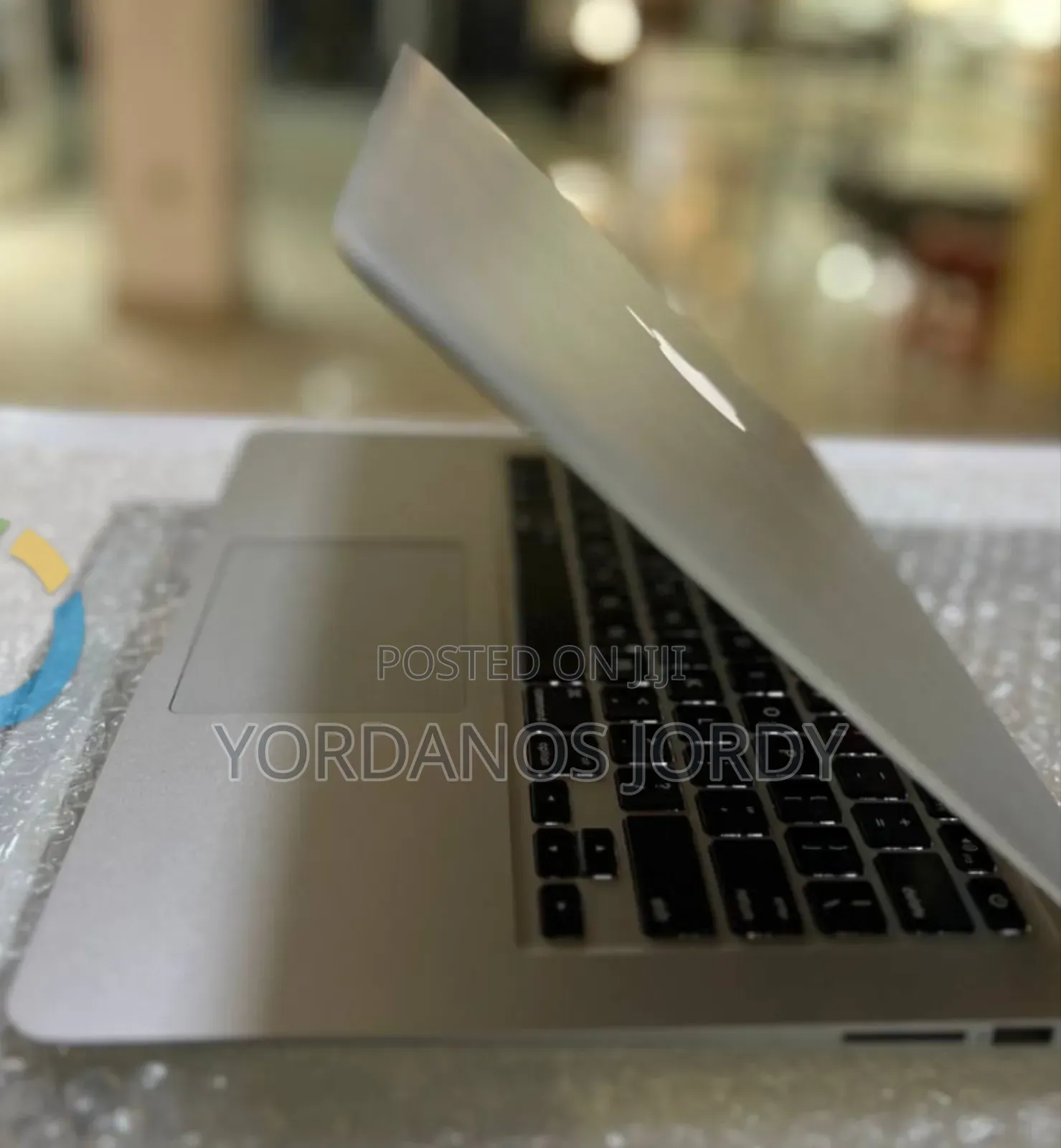 New Laptop Apple MacBook Air 2014 4GB Intel Core I5 SSD 256GB