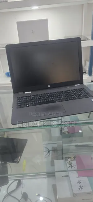 New Laptop HP 4GB Intel Core I7 HDD 1T