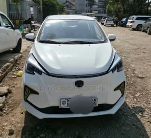 Changan BenBen E-Star 2022 White