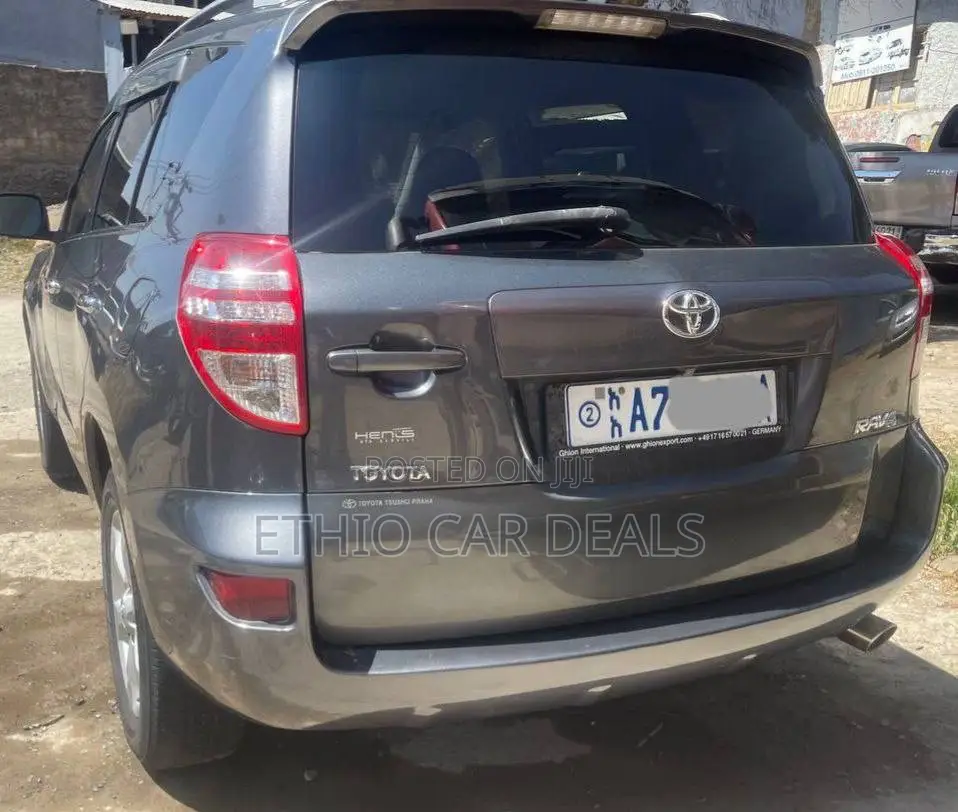 Toyota RAV4 2011 Matt Black