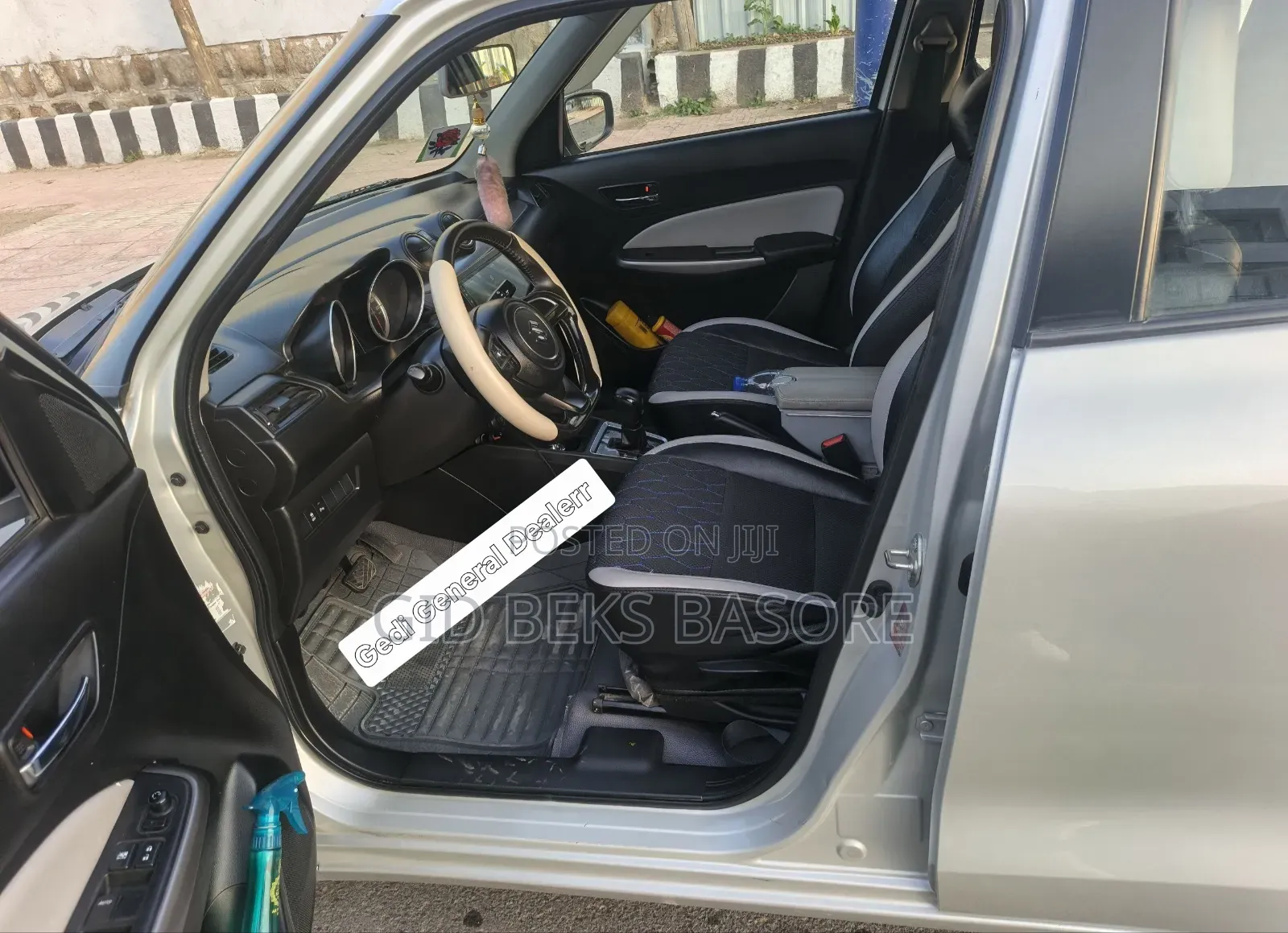 Suzuki Swift 2022 Silver