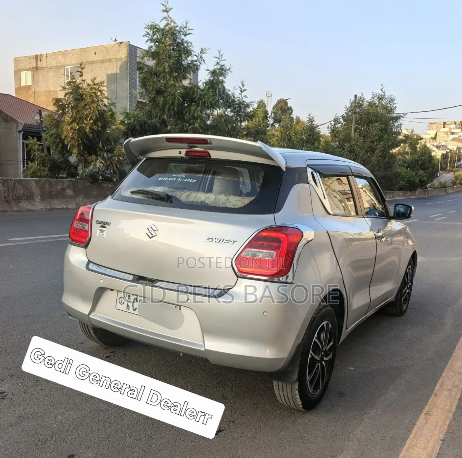 Suzuki Swift 2022 Silver