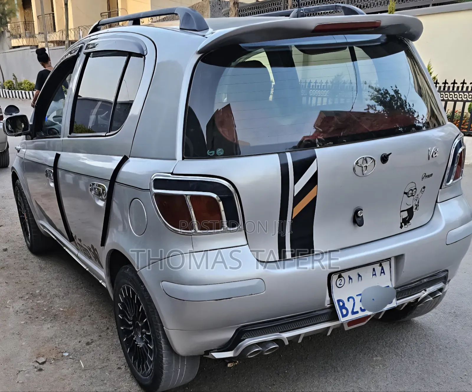 Toyota Vitz 2002 Silver