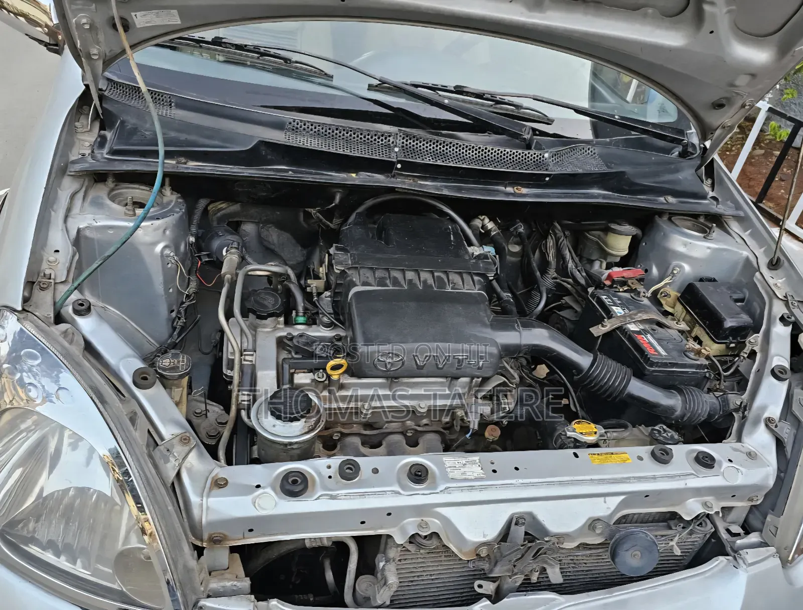 Toyota Vitz 2002 Silver