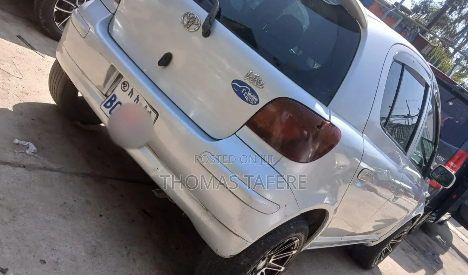 Toyota Vitz 2002 Silver