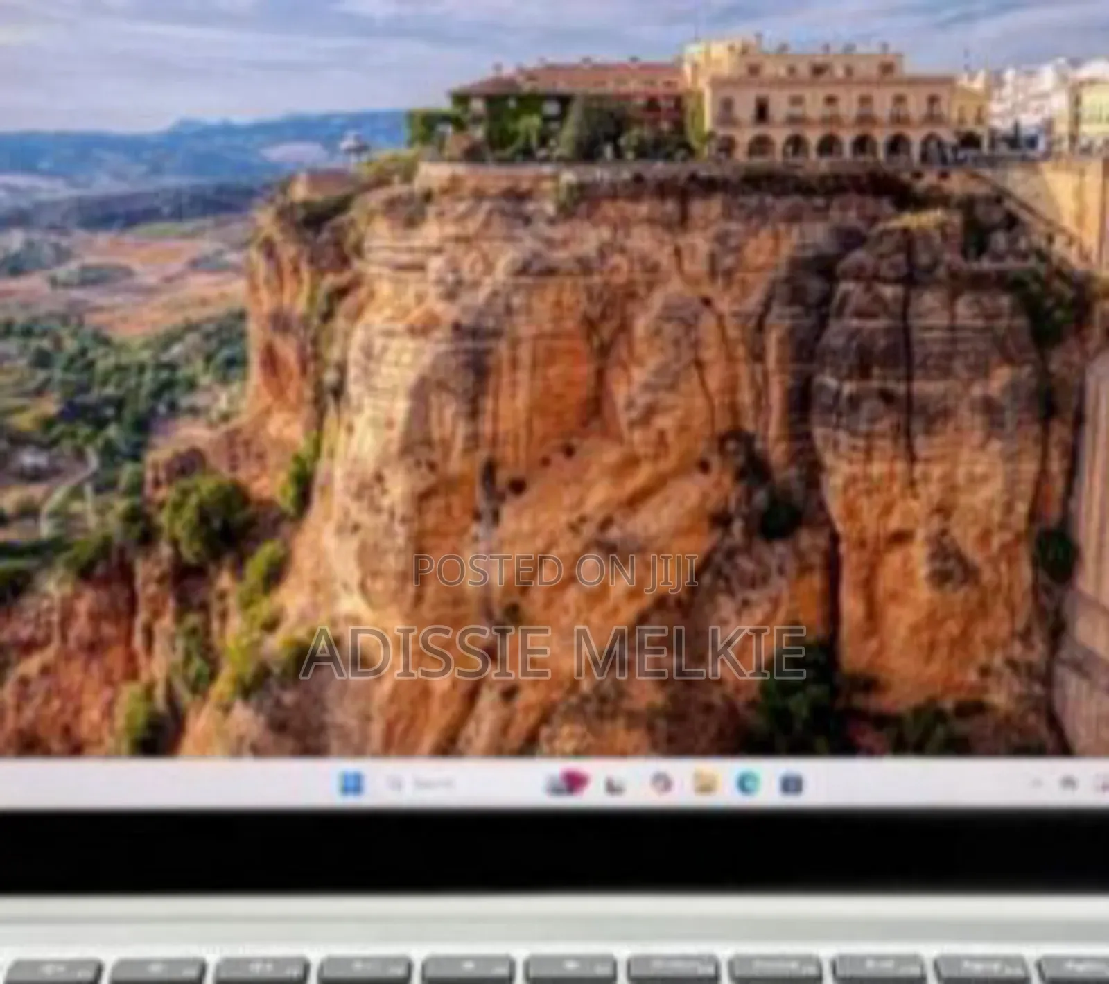 New Laptop Microsoft Surface Go 2 16GB Intel Core I5 SSD 256GB