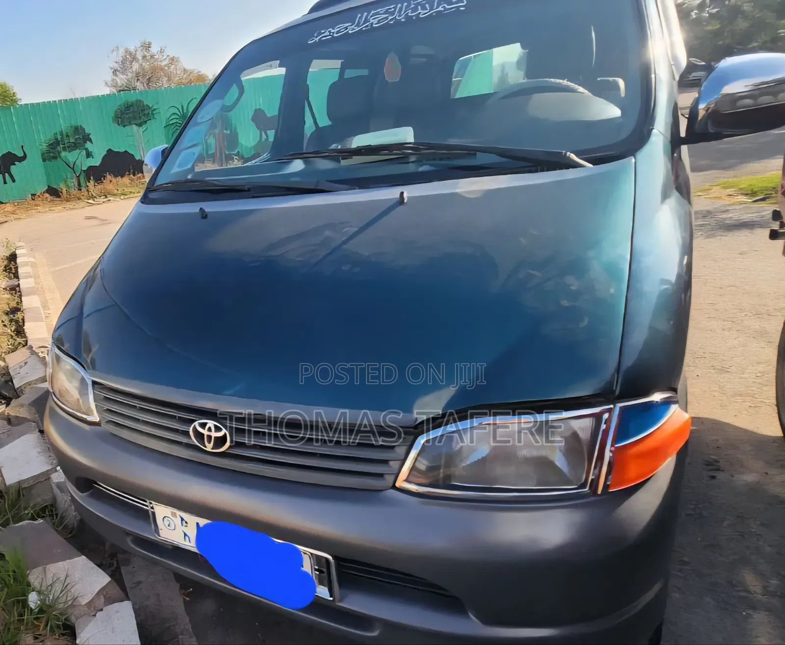 Toyota HiAce 2002 Green