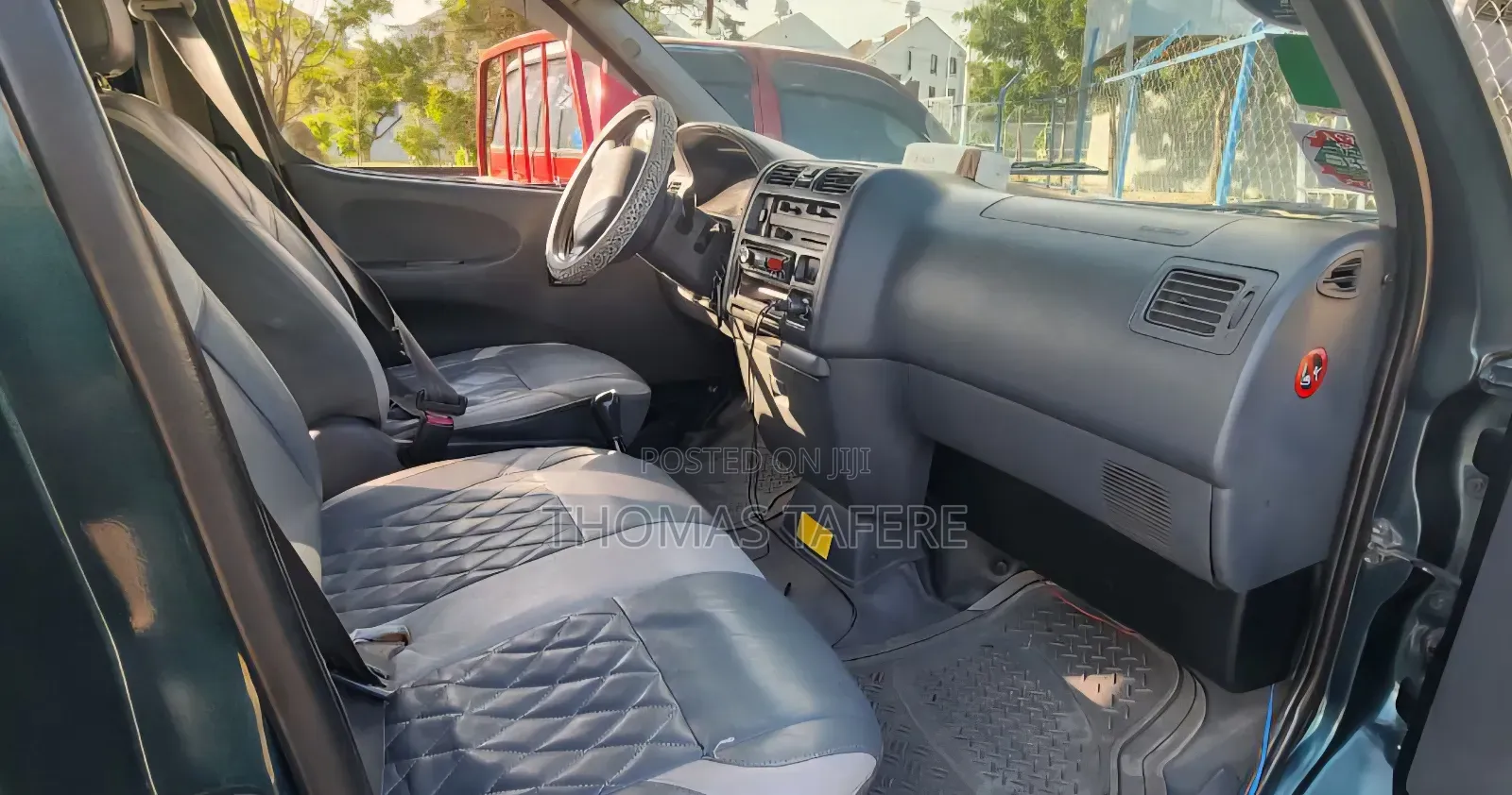 Toyota HiAce 2002 Green