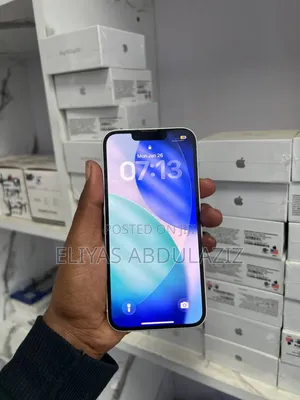 Apple iPhone 13 128 GB