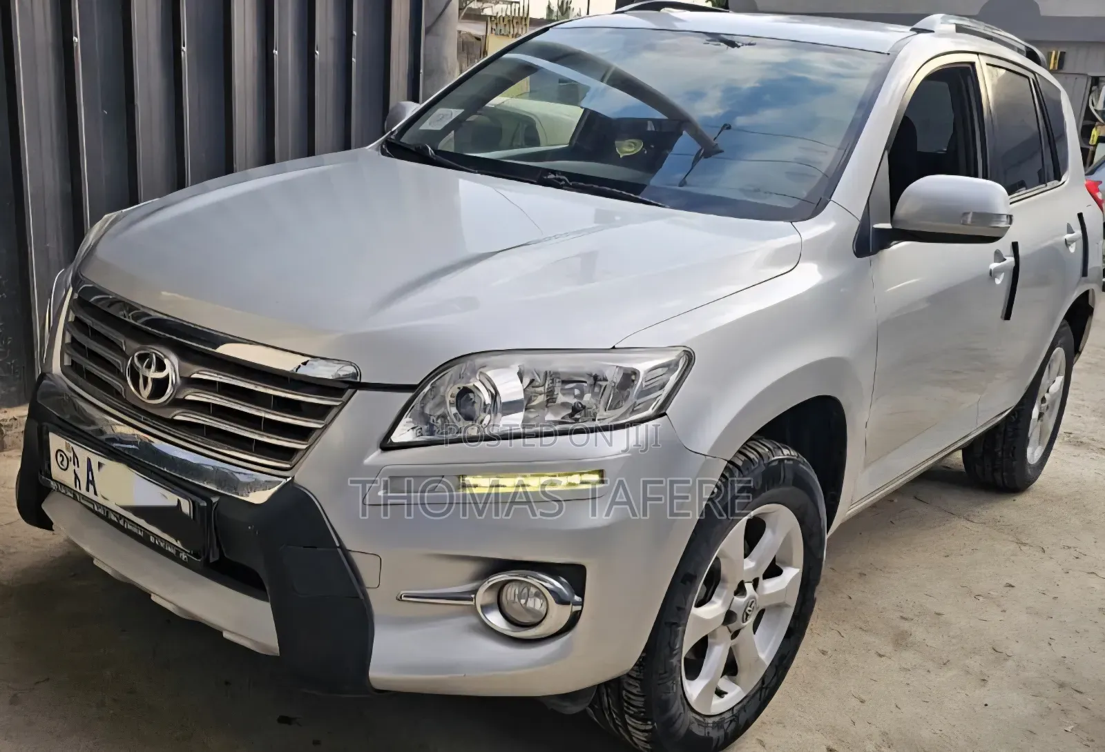 Toyota RAV4 2011 Silver