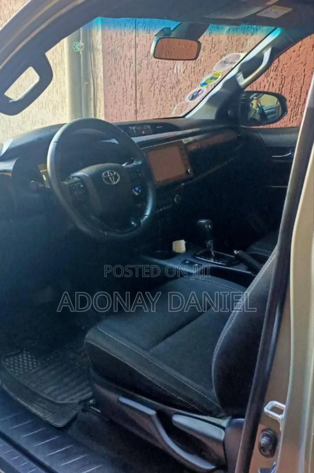 Toyota Hilux 2022 Gray