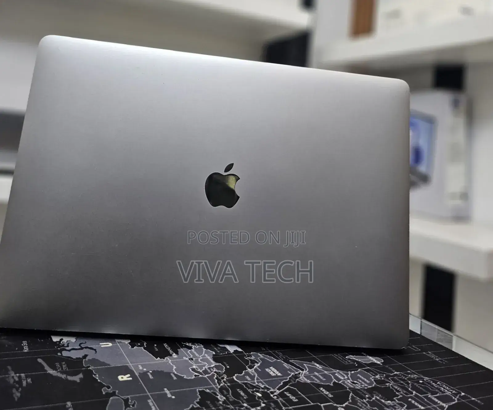 New Laptop Apple MacBook Pro 2019 16GB Intel Core I9 SSD 512GB