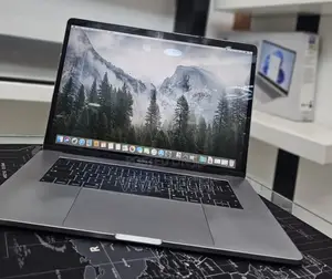 New Laptop Apple MacBook Pro 2019 16GB Intel Core I9 SSD 512GB