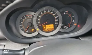 Toyota RAV4 2011 Silver