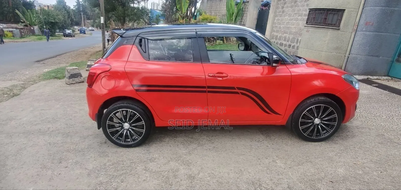 Suzuki Swift 2022 Red