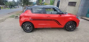 Suzuki Swift 2022 Red