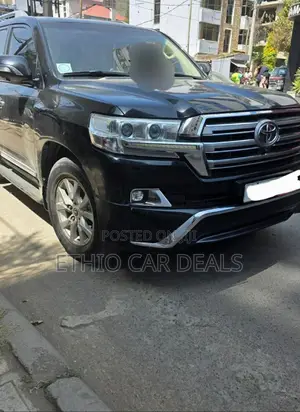 Toyota Land Cruiser 4.5 V8 GXR 2019 Black