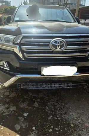 Toyota Land Cruiser 4.5 V8 GXR 2019 Black