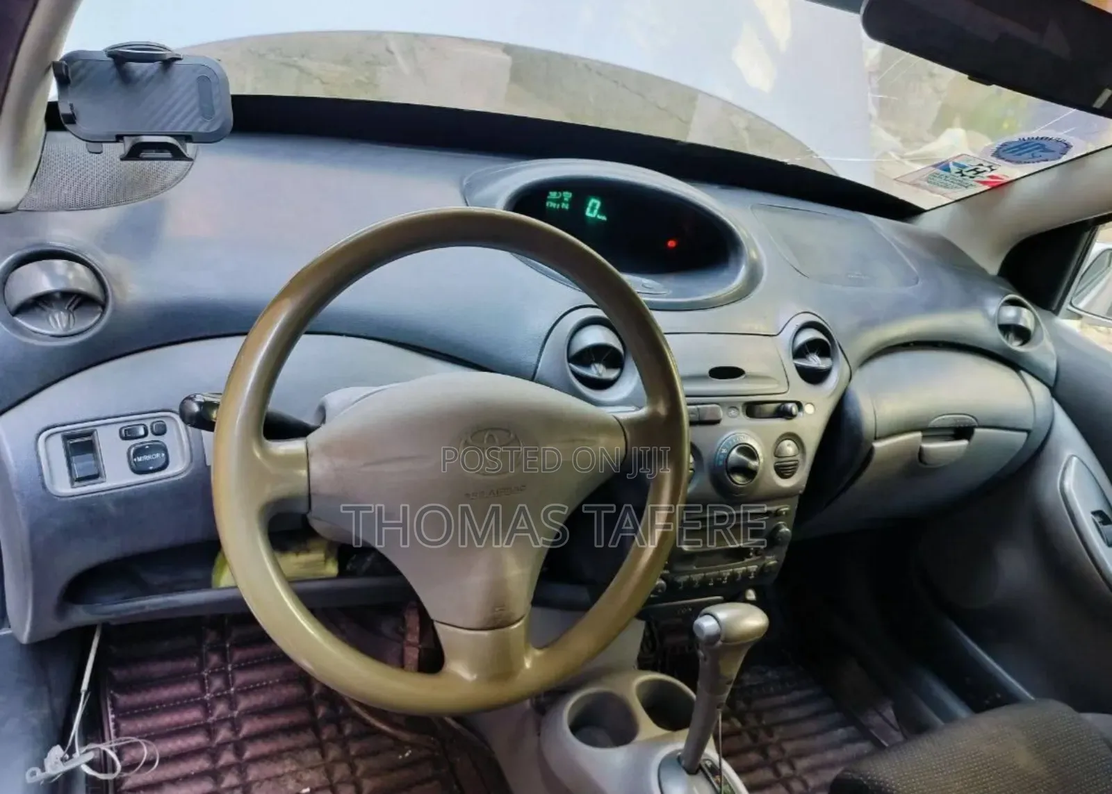 Toyota Vitz 2001 Silver