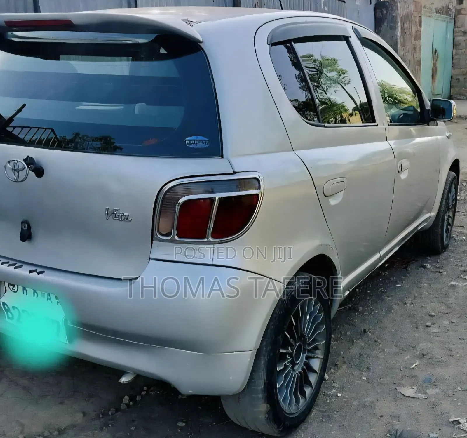 Toyota Vitz 2001 Silver