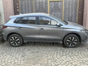BYD E2 43 kWh 94 hp FWD 2024 Gray