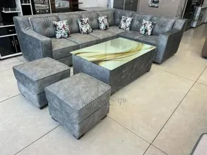 Metro Lounge Sofa Design With Table