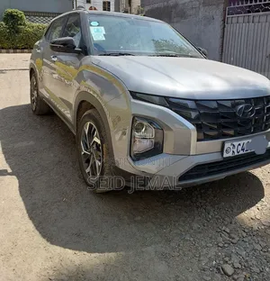 Hyundai Creta 2022 Silver