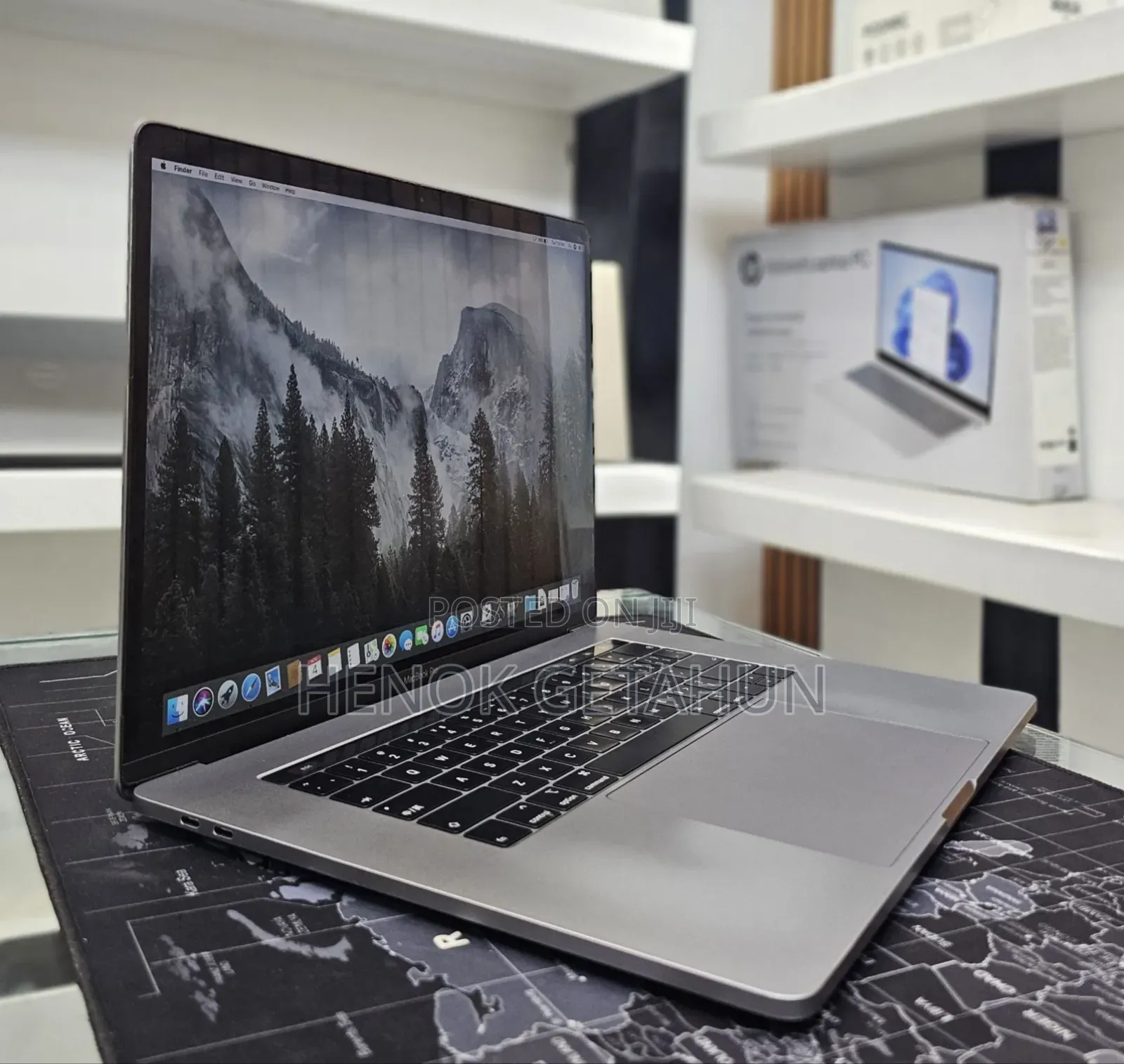 New Laptop Apple MacBook Pro 2019 16GB Intel Core I9 SSD 512GB