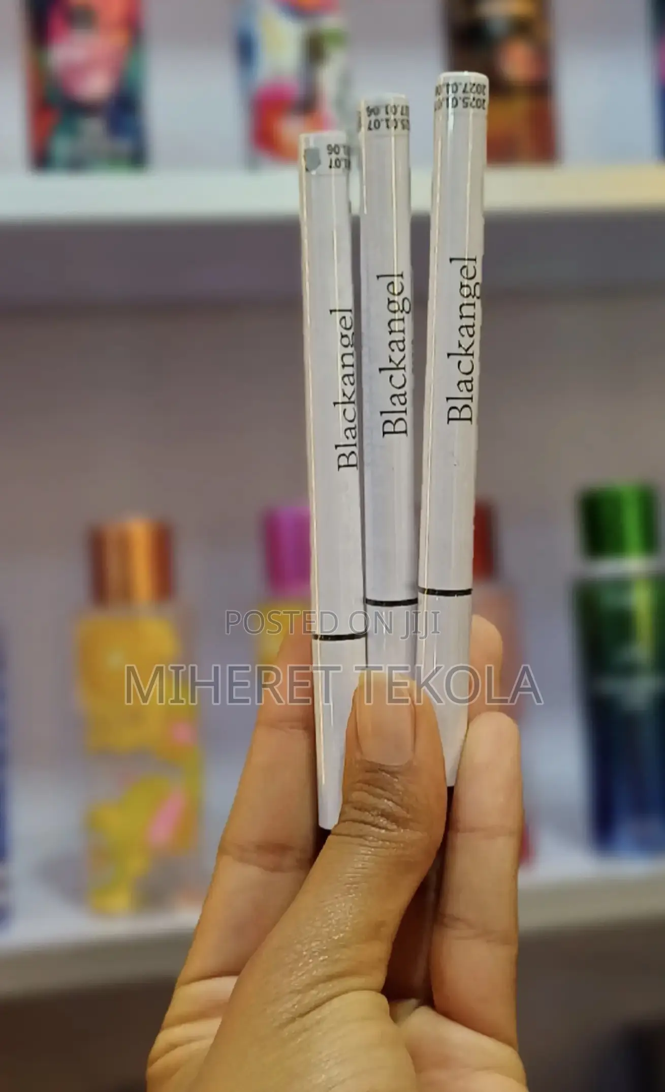 Black Angle Eyeliner