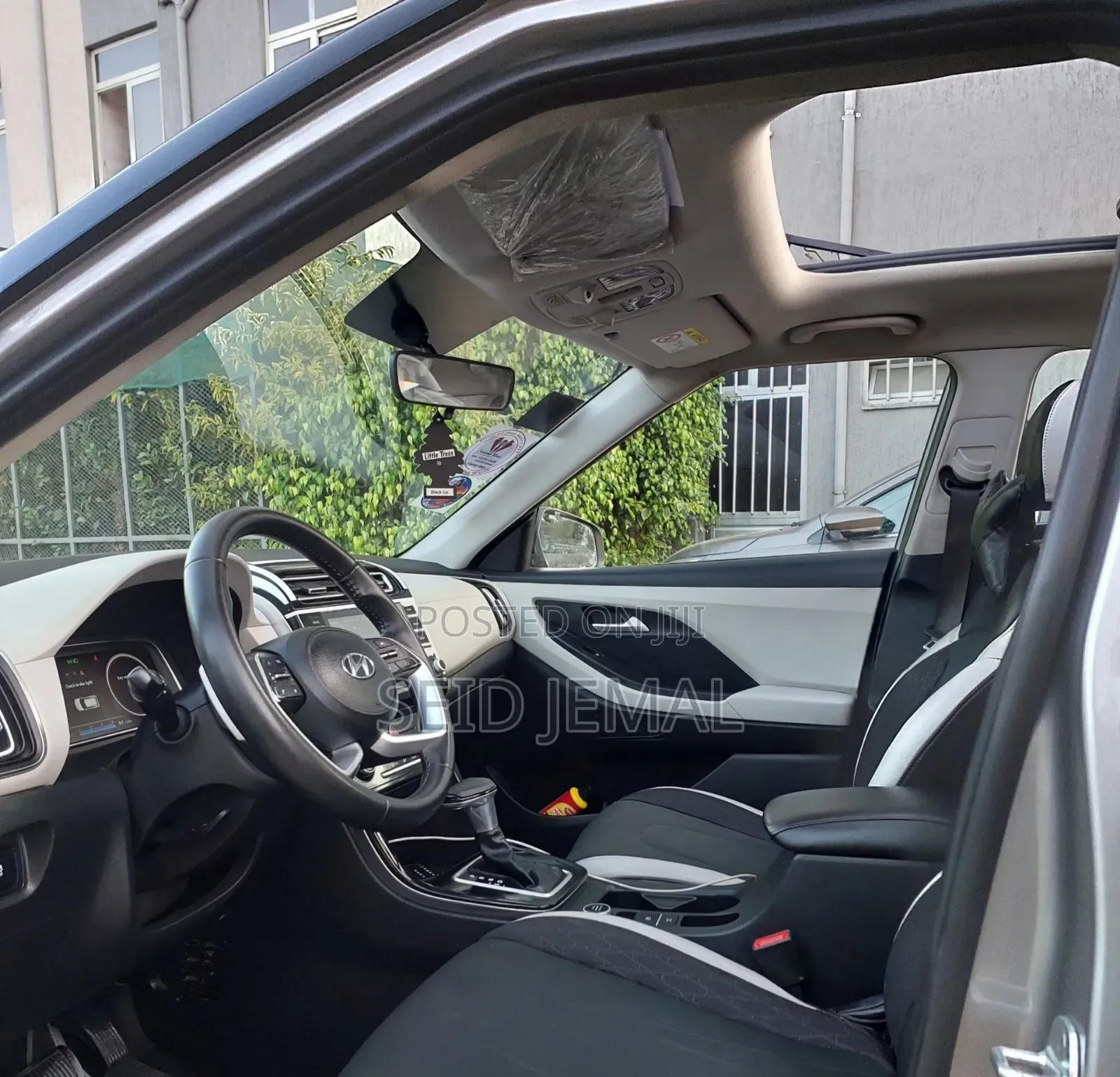 Hyundai Creta 2023 Silver