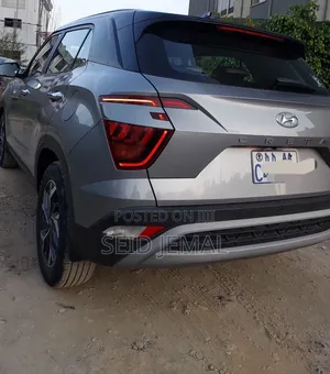 Hyundai Creta 2023 Silver