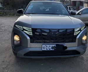 Hyundai Creta 2023 Silver