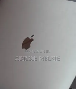 New Laptop Apple MacBook Pro 2019 16GB Intel Core I7 SSD 512GB