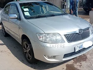 Toyota Corolla 2005 Silver