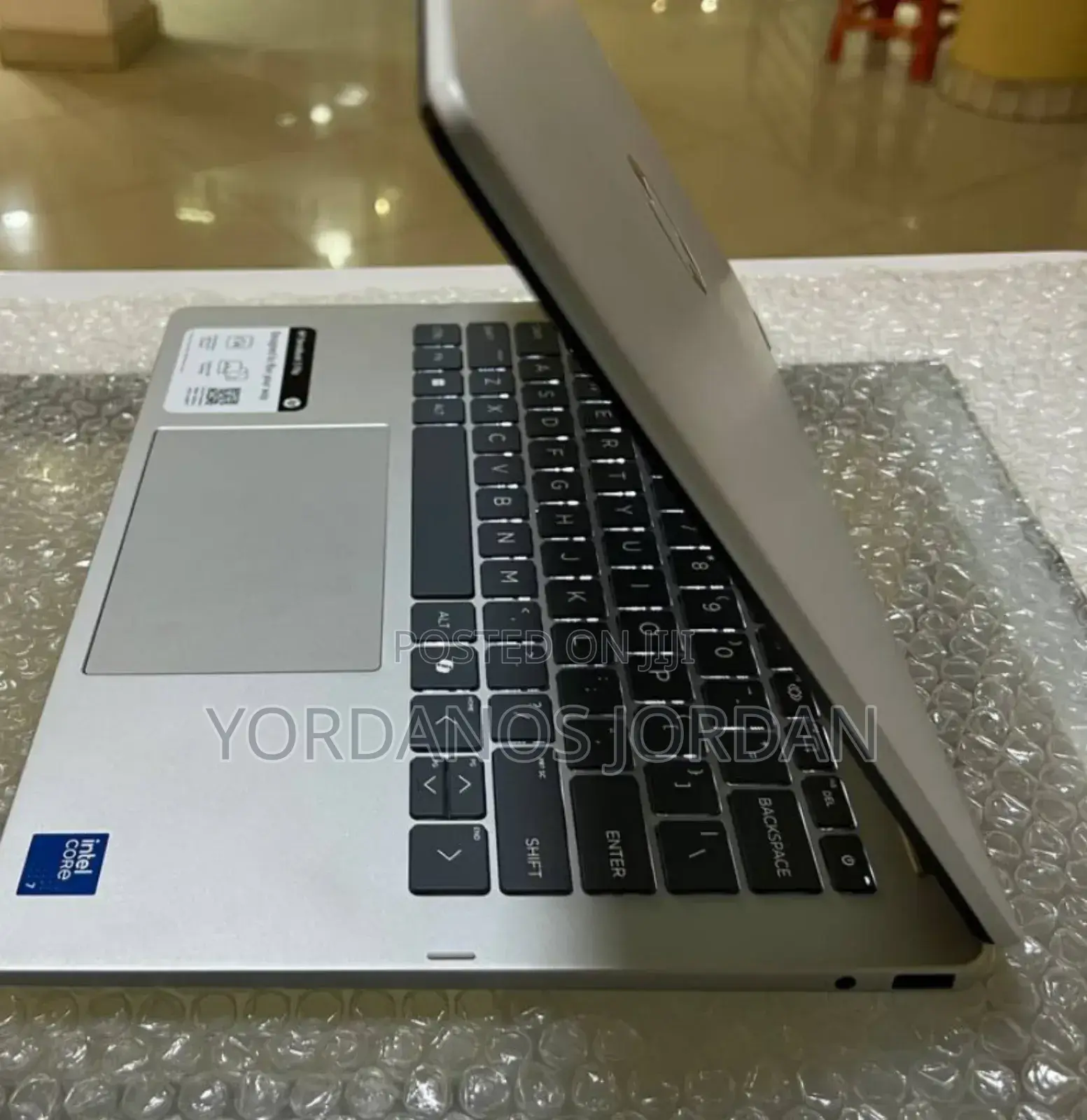 New Laptop HP OmniBook 5 14" 16GB Intel Core Ultra 7 SSD 512GB