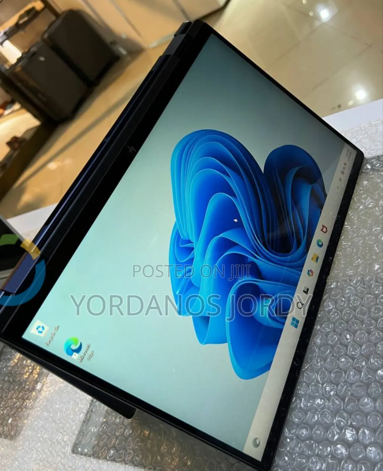 New Laptop HP OmniBook X Flip 14" 16GB Intel Core Ultra 7 SSD 1T